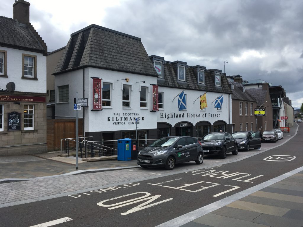 Highland House of Fraser - Sofandeseries